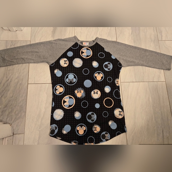 LuLaRoe Tops - Womens Lularoe Disney Minnie Mouse Randy Shirt Size Small